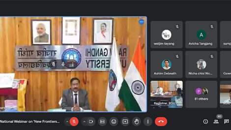 Hon’ble Vice-Chancellor, RGU, Prof. Saket Kushwaha addressing the event