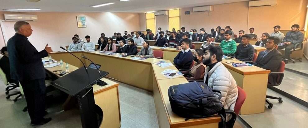 Orientation of youth towards cooperatives during trainings at NCUI in May 2024